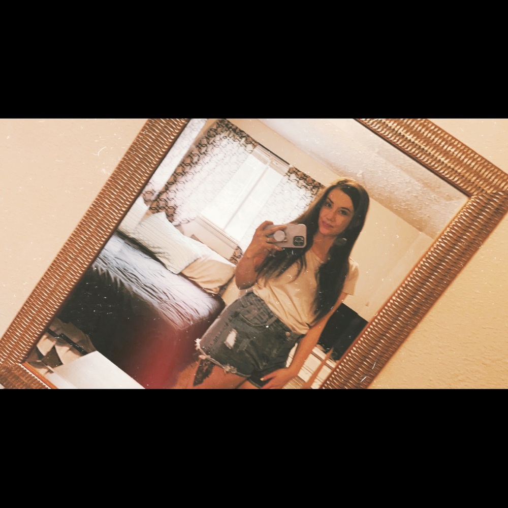 Meet your Posher, Summer